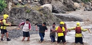 देहरादून में बारिश से हाहाकार: सहस्त्रधारा में फिर टूटी दीवारें, गुच्चूपानी में फंसे 7 पर्यटक रेस्क्यू